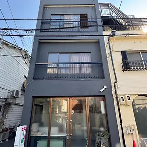 ホステル今鶴 四人部屋 302号室 ゲストハウス